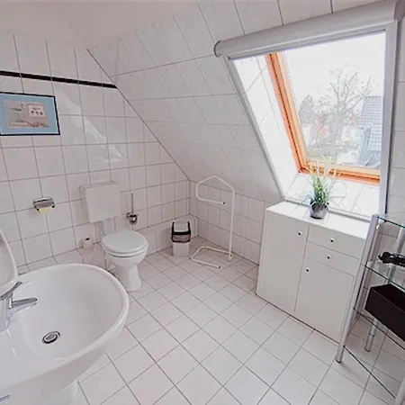 Am Bodden, Fw 8 아파트 징스트