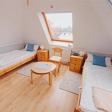 아파트 Am Bodden, Fw 8